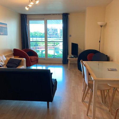 St George Wharf Apartment ลอนดอน ภายนอก รูปภาพ